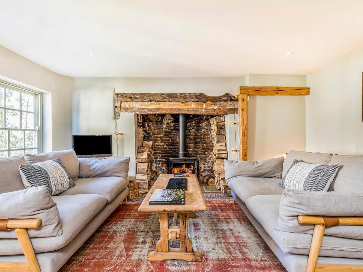 Pass The Keys Charming Downland Cottage Chichester Exterior foto