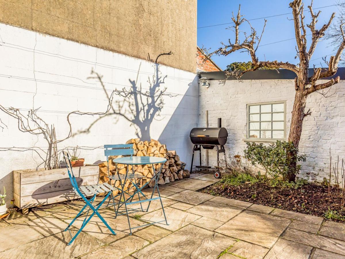 Pass The Keys Charming Downland Cottage Chichester Exterior foto
